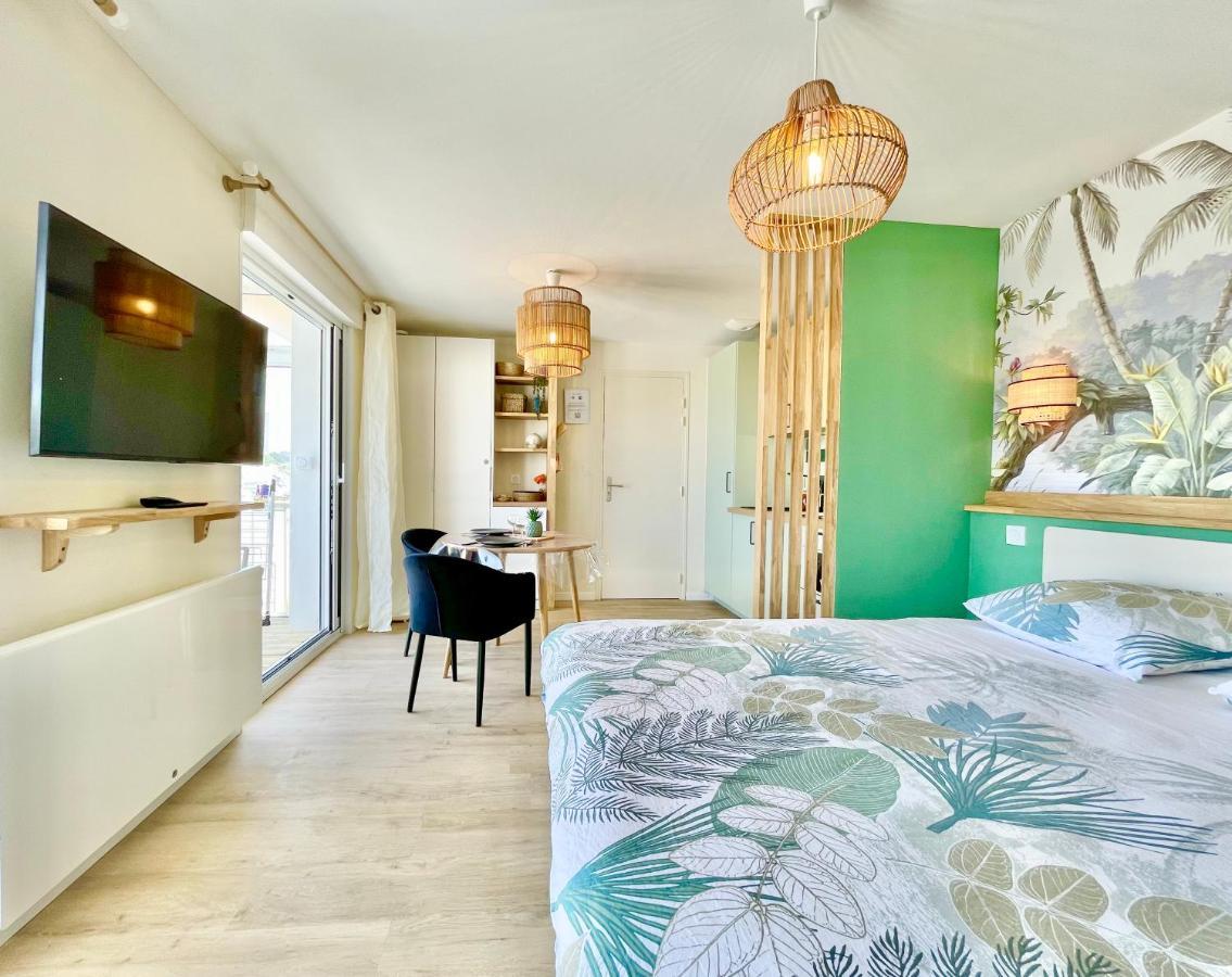 Le Phare Ouest - 80 M De La Mer - Vue Ocean Sur Le Balcon - Entierement Renove - Internet Haut Debit - Nouveau Ploemeur Eksteriør bilde